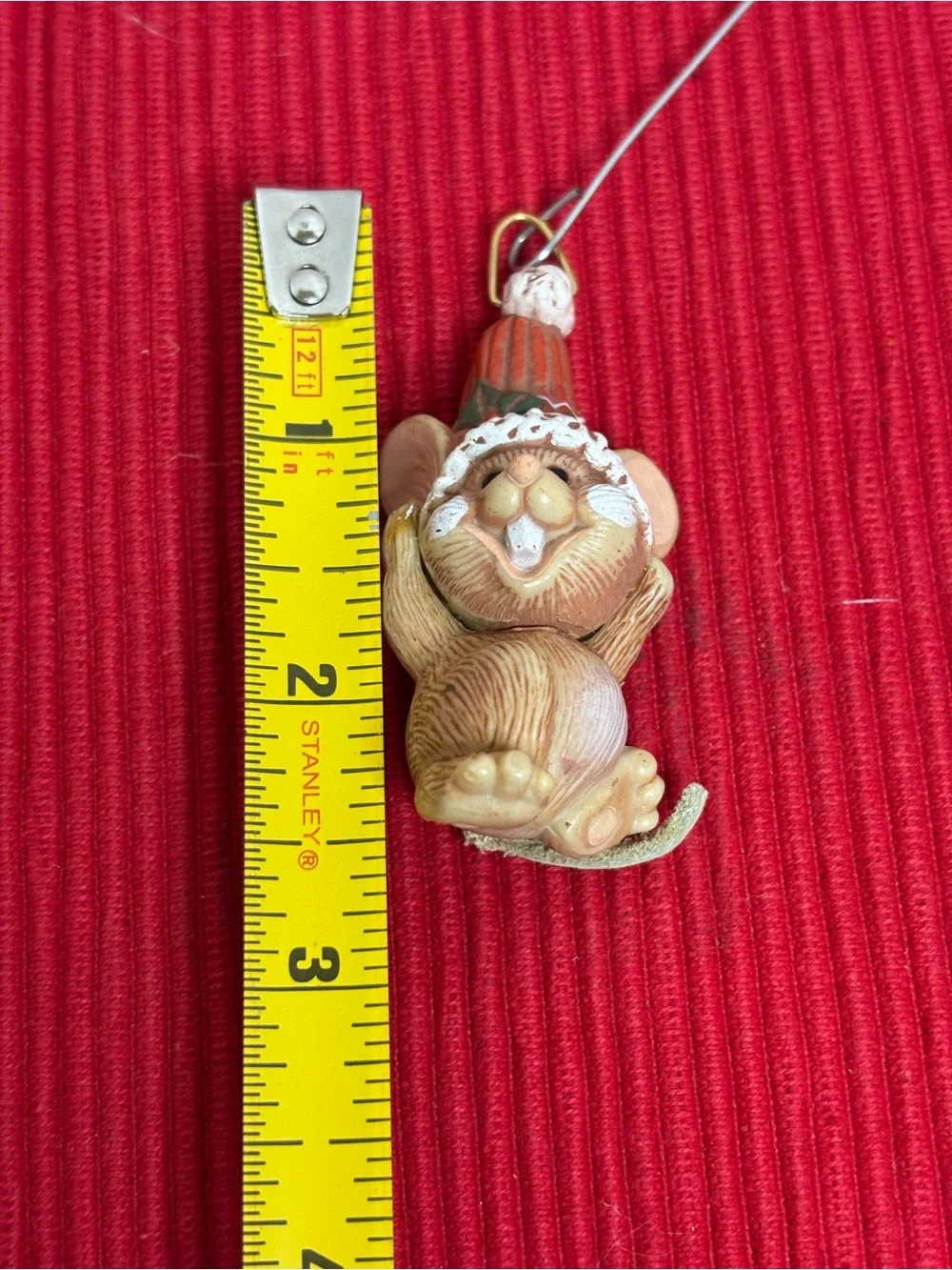 Hallmark Merry Mouse Keepsake Christmas Ornament 1985